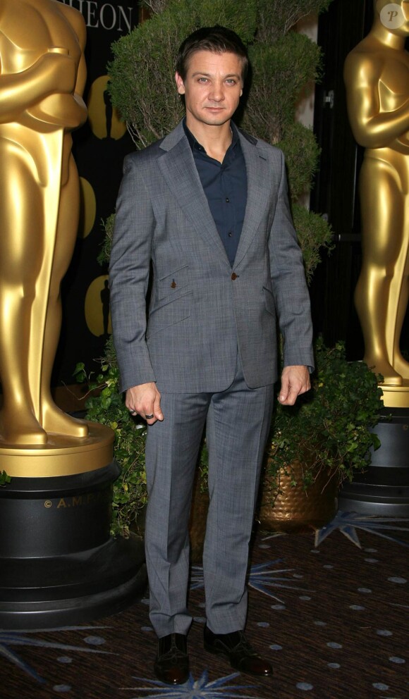 Jeremy Renner lors du déjeuner des nominés des Oscars, au Beverly Hilton de Beverly Hills, à Los Angeles, le 7 février 2011.