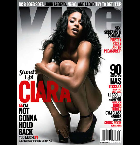 Ciara en couverture du magazine Vibe nue, octobre 2008.