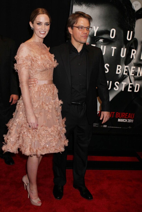 La superbe Emily Blunt et Matt Damon à l'occasion de l'avant-première de L'agence, qui s'est tenue au Ziegfeld Theatre de New York, le 14 février 2011.