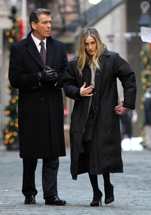 Sarah Jessica Parker et Pierce Brosnan sur le tournage de I Don't Know How She Does It à New York le 7 février 2011