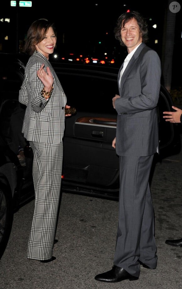 Milla Jovovich et son époux Paul W.S. Anderson à la soirée Tom Ford le 24 février 2011 à Los Angeles