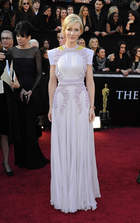 Cate Blanchett lors de son arrivée à la 83e cérémonie des Oscars, au Kodak Theatre d'Hollywood, à Los Angeles, le 27 février 2011.