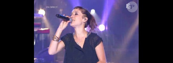 Zaz est nommée pour son titre Je veux dans la catégorie Chanson originale de l'année, lors de la seconde moitié des Victoires de la Musique 2011, mardi 1er mars sur France 2.