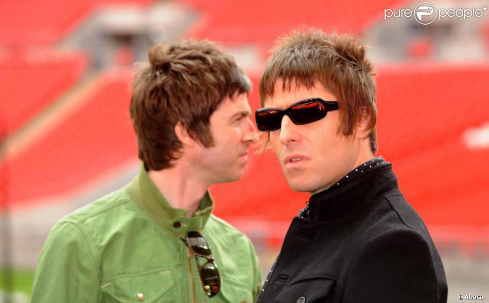 Liam Gallagher et son frère Noel Gallagher - Purepeople