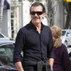 Antonio Banderas a déjeuné avec des amis chez Scarpetta, à Los Angeles, le 7 mars 2011.