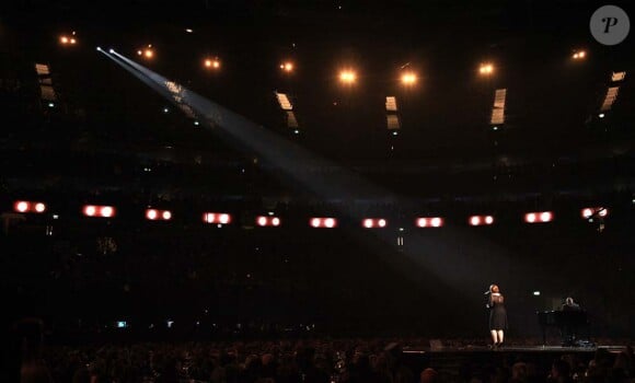 Adele, cérémonie des Brit Awards, à Londres le 15 février 2011