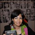 Anne Hidalgo au Salon du Livre, à Paris, le week-end du 19 et 20 mars 2011.