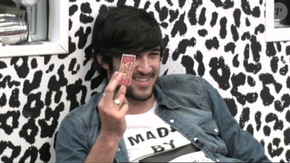 Le filou Noam avait volé le pass de Cindy !