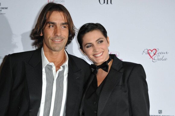 Robert Pires et sa femme Jessica le 20 septembre 2010 au 'Par Coeur Gala'