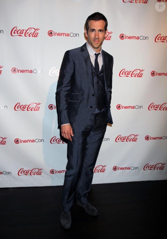 Ryan Reynolds à l'occasion de la cérémonie de clôture du Cinemacon 2011, au Pure, le club du Caesar Palace, à Las Vegas, le 31 mars 2011.