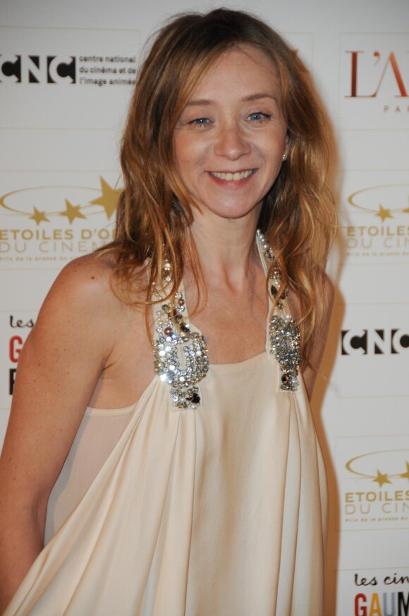Sylvie Testud devrait faire partie des invités du deuxième numéro du Grand Restaurant de Pierre Palmade, sur France 2.