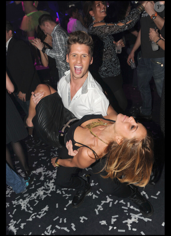 Benoît et Candice en séance très, très chaude au Queen (Paris 4 avril 2011)