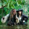 Pirates des Caraïbes : la Fontaine de jouvence, Johnny Depp et Penélope Cruz.