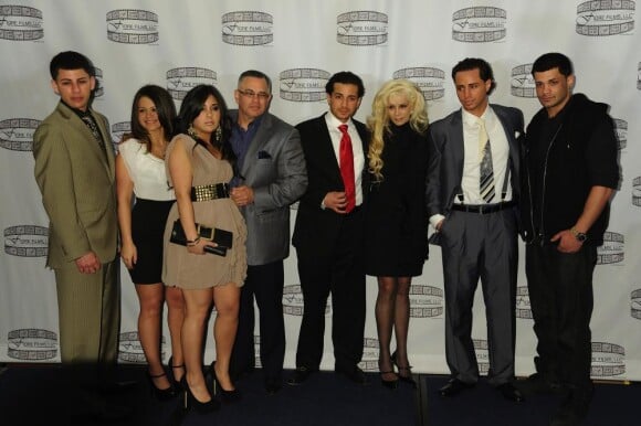 John Gotti Jr, Victoria Gotti et toute la famille lors de la conférence de presse pour Gotti : Three Generations à New York le 12 avril 2011