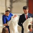 Le 14 avril 2011, la princesse Mary et le prince Frederik de Danemark quittent le palais royal d'Amalienborg avec leurs enfants, Christian et Isabella. Direction l'église d'Holmen, pour le baptême de leurs jumeaux de trois mois, Vincent et Joséphine.