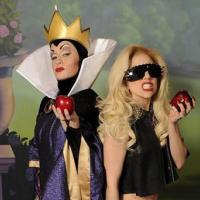 Lady Gaga : déchaînée, elle se prend pour une Blanche Neige rock'n'roll !