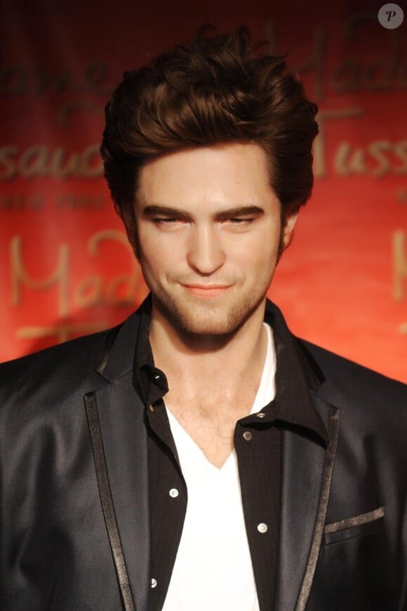 La statue de cire de Robert Pattinson à New York au musée Madame Tussauds le 25 mars 2010