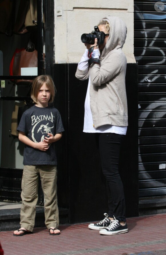 Kate Hudson et son fils Ryder à Buenos Aires, le 3 avril 2011