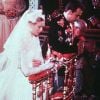 A 27 ans, Grace Kelly s'unit au Prince Rainier de Monaco. Monaco, 18 avril 1956