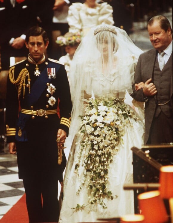Très médiatisées, les noces de Lady Diana et du prince Charles sont inoubliables. Londres, 29 juillet 1981