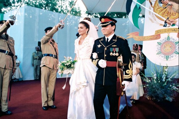 D'origine palestinienne, la belle Rania s'est mariée à l'âge de 23 ans. Jordanie, 10 juin 1993