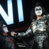 Kiss, sans Paul Stanley, lançait jeudi 21 avril 2011 la campagne Mini Rock the Rivals sur le stand Mini, lors d'un salon automobile à New York. Pour l'occasion, quatre Mini à l'effigie des membres du groupe seront vendues aux enchères.