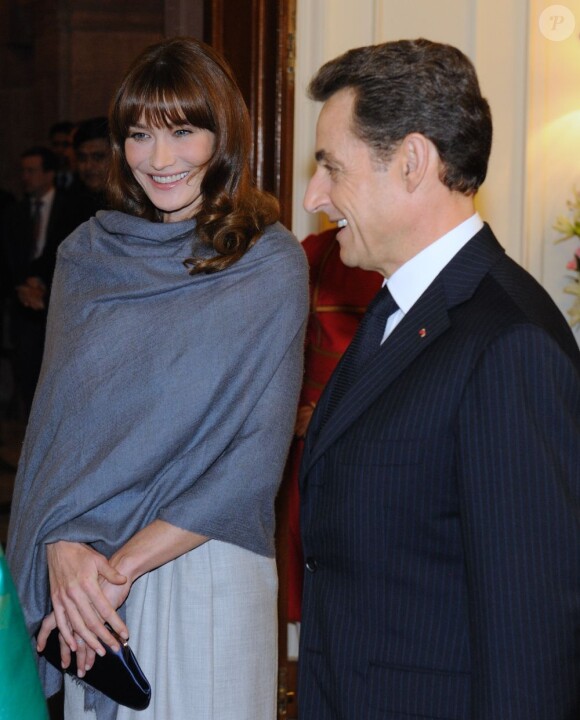 Carla Bruni-Sarkozy et son époux Nicolas en décembre 2010 lors de sa visite officielle en Inde