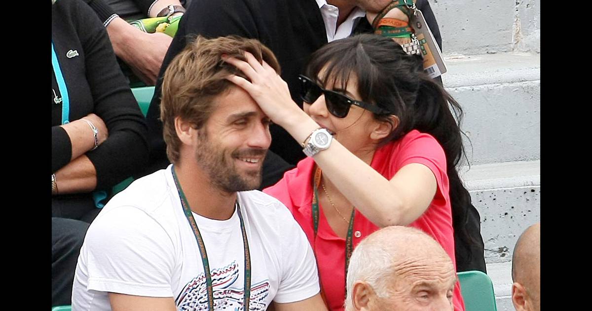 Nolwenn Leroy Une femme folle amoureuse... qui n'épargne pas son père ! Purepeople Nolwenn Leroy Une femme folle amoureuse... qui n'épargne pas son père ! Purepeople