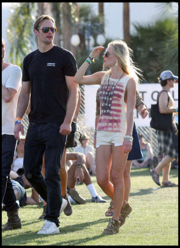 Kate Bosworth et son amoureux Alexander Skarsgård au festival de Coachella, à Indio, le 15 avril 2011