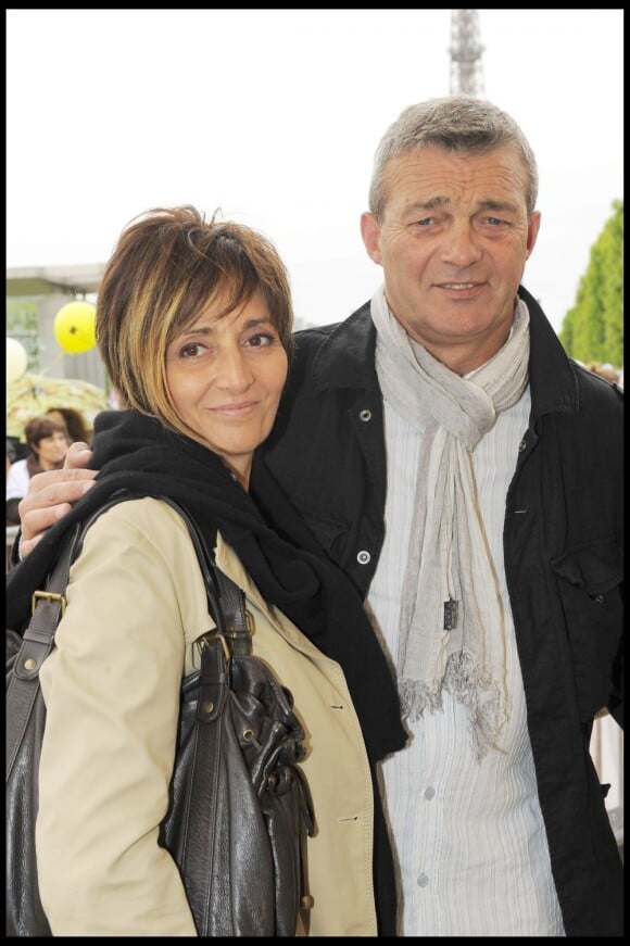 Pierre et Laurence, parents de Grégory Lemarchal en mai 2009.