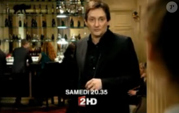 Pierre Palmade entrait de nouveau dans la peau du propriétaire du Grand Restaurant, sur France 2, samedi 30 avril.