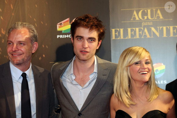 Robert Pattinson et Reese Witherspoon lors de l'avant-première à Barcelone en Espagne le 1er mai 2011