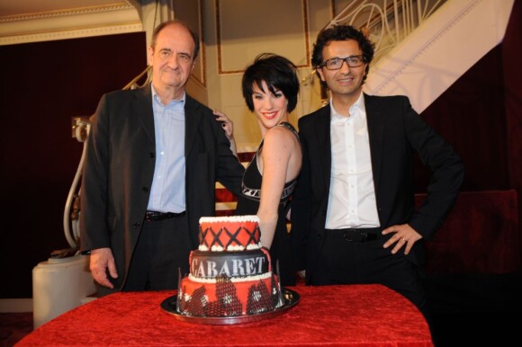 Claire Pérot, Pierre Lescure et Laurent Bentata le jeudi 5 mai 2011 au Théâtre Marigny lors de la conférence de presse annonçant le retour de Cabaret