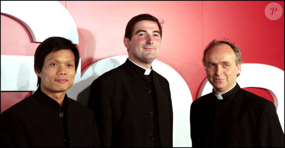 Les Prêtres en dédicace à la Fnac le 26 avril 2011