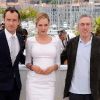 Jude Law, Uma Thurman et Robert de Niro (président) membres du jury du 64e festival de Cannes le 11 mai 2011