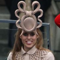 Mariage William et Kate : Beatrice d'York vend son horrible chapeau !