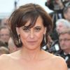 Inès de la Fressange, l'élégance à la française, sur le tapis rouge du Festival de Cannes, le 12 mai 2011