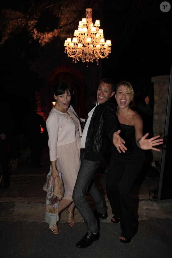 Cécilia Hornus, Ambroise Michel et Dounia Coesens lors de la soirée Canal + organisée à Cannes, le vendredi 13 mai 2011.