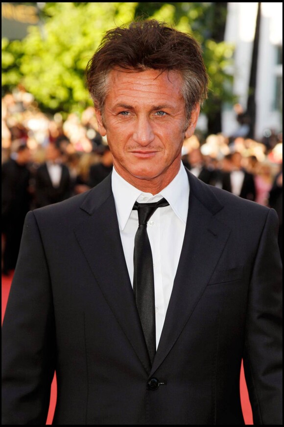 Sean Penn à l'occasion de la présentation de The Tree of Life, au 64e Festival de Cannes, le 16 mai 2011.