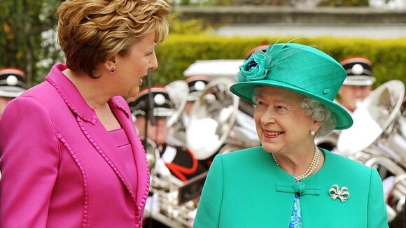 La reine Elizabeth II en visite explosive aux couleurs de la réconciliation !