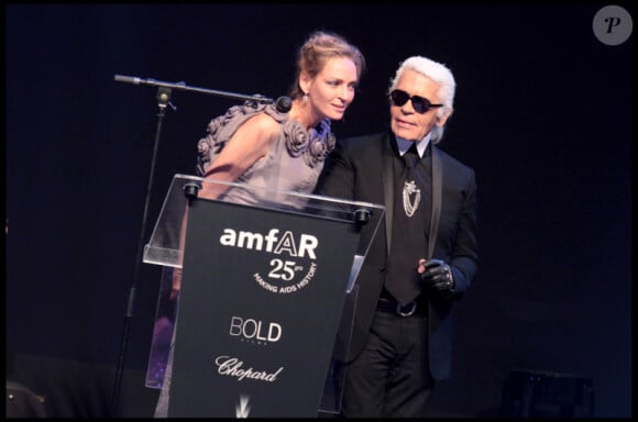 Uma Thurman et Karl Lagerfeld lors du gala de l'amfAR au Cap d'Antibes le 19 mai 2011
