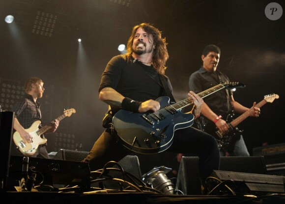Les Foo Fighters seront présents à Rock en Seine à l'occasion de la sortie en avril dernier de leur nouvel album, Wasting Light. Ici au BBC Radio 1's Big Weekend le 14 mai 2011.