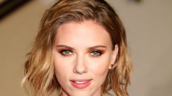 Scarlett Johansson : Métamorphosée et méconnaissable pour l'amour du cinéma !