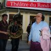 Jean-Michel Ribes arrivent à la à la cinquième fête annuelle de la Fondation Culture et Diversité, présidée par Marc Ladreit de Lacharrière au Théâtre du Rond Point à Paris le 30 mai 2011