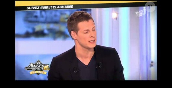 Matthieu Delormeau sur le plateau des Anges de la télé réalité, le 2 juin 2011, sur NRJ12