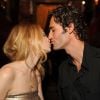 Heather Graham et son amoureux Jason Silva lors de la soirée de présentation de la série télévisée Kimchi Chronicles à New York le 1er juin 2011