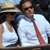 Eric et Yasmine Besson, mariés depuis le 12 septembre 2010, sont apparus sans complexe dans les gradins du central Philippe-Chatrier pour la finale de Roland-Garros 2011 opposant Nadal et Federer.