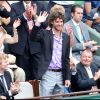 Le 5 juin 2011, Gustavo Kuerten, chouchou du public français et triple vainqueur de Roland-Garros, recevait l'ovation du Philippe-Chatrier, lors de la finale 2011 opposant Nadal et Federer.