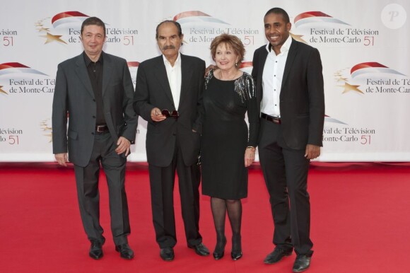 Frédéric Bouraly, Gerard Hernandez, Marin Game et Loup-Denis Elion lors de la soirée d'ouverture du Festival de la télévision de Monte Carlo  au Forum Grimaldi à Monaco le 6 juin 2011
