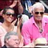 Jean-Paul Belmondo et Barbara Gandolfi lors de la finale hommes du tournoi de Roland-Garros, en juin 2011.